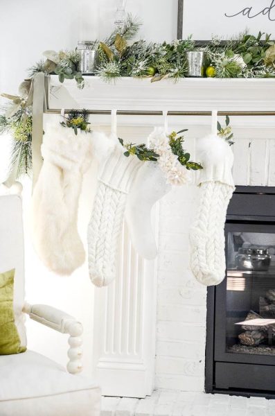 How to Hang Stockings on Fireplace Mantel - Architecture ADRENALINE