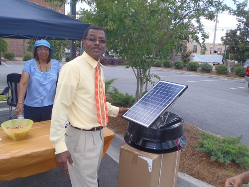 Self-contained solar attic fan