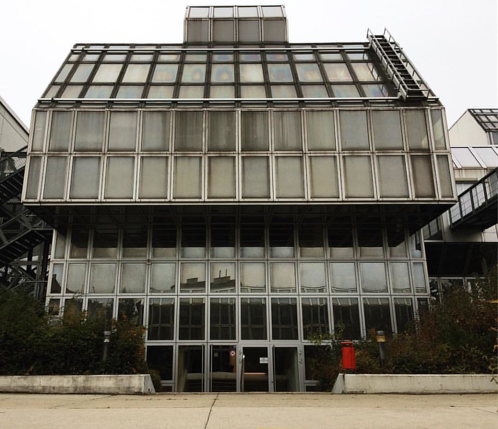 Unloved architecture. The people working at the Department of Urban Planning at the TU Wien felt that the campus they were forced to inhabit was a cruel joke.