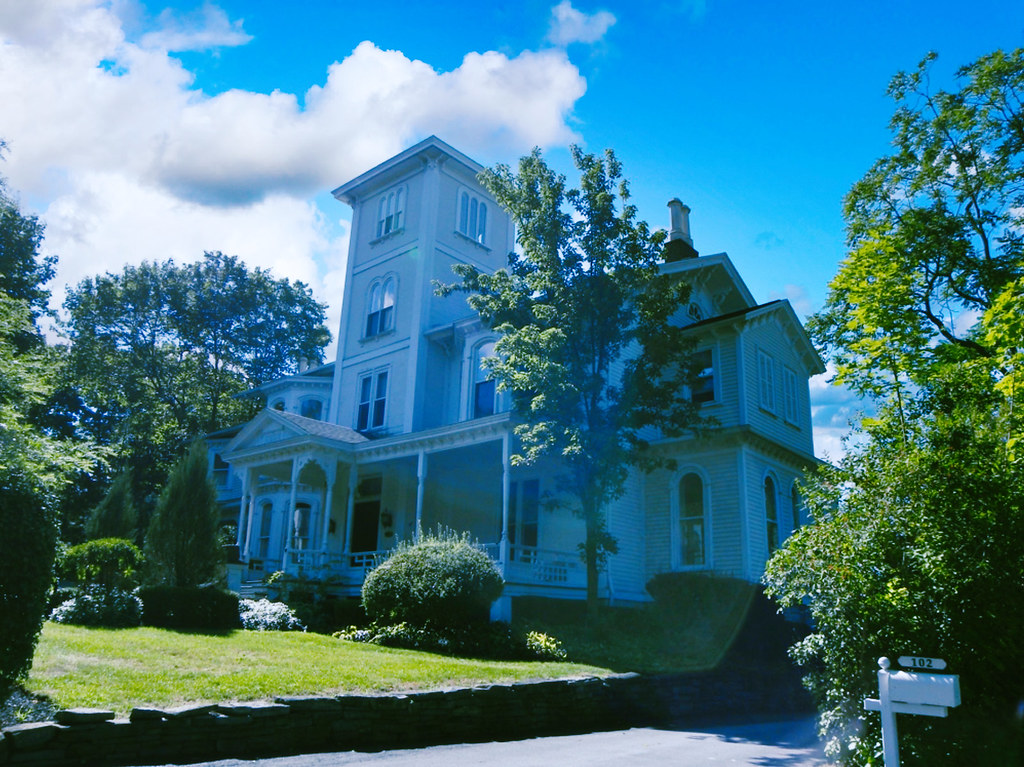 Yes.Moravia New York - Willowbank B&B - ca 1813 -- Italianate architecture