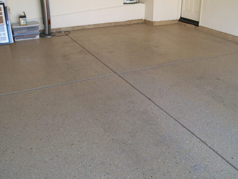 Speckled garage floor at the new house 01.11.2008