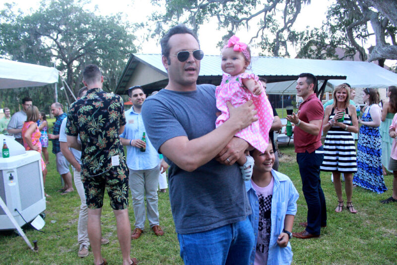 Vince Vaughn with supporters