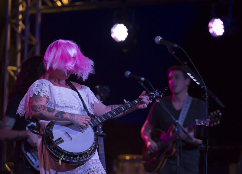 Elle King Stage Performance