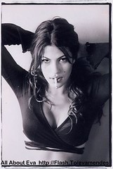 Eva Mendes smoking 4