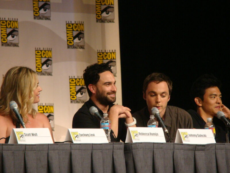 Rebecca Romijn, Johnny Galecki, Jim Parsons & John Cho