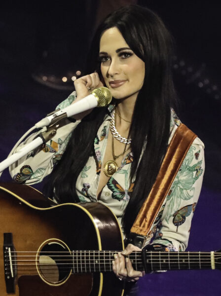 Kacey Musgraves - Palace Theatre St. Paul (46248441824) (cropped)