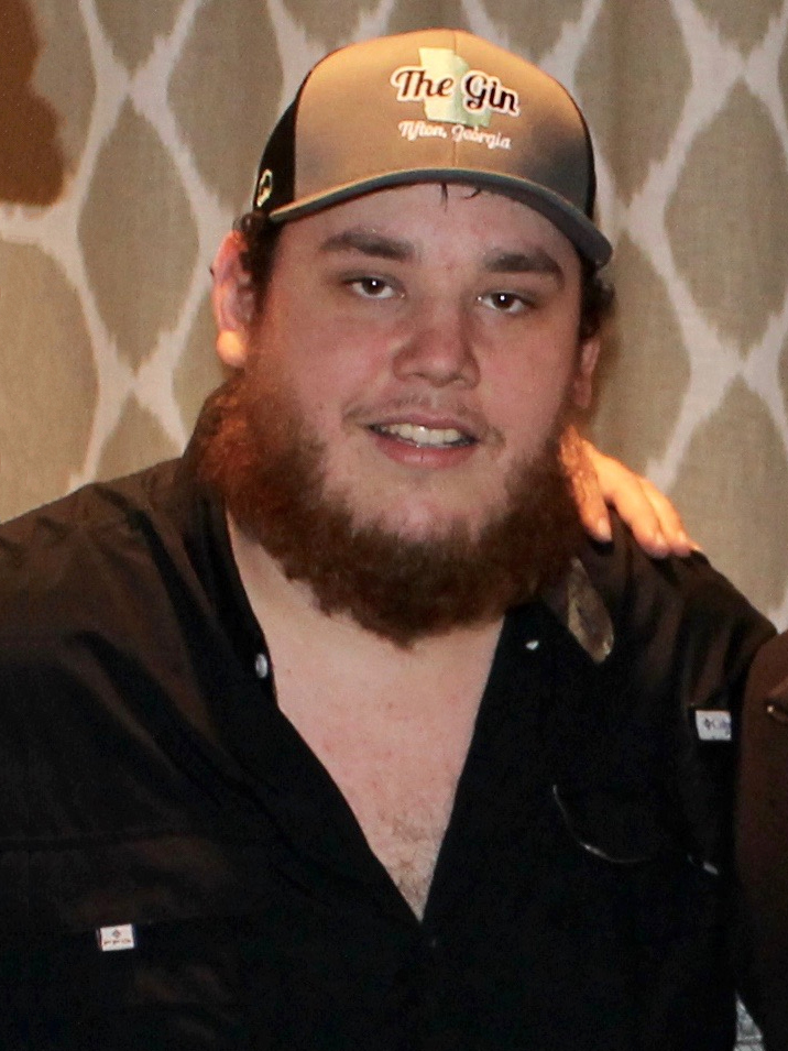 Luke Combs net worth music