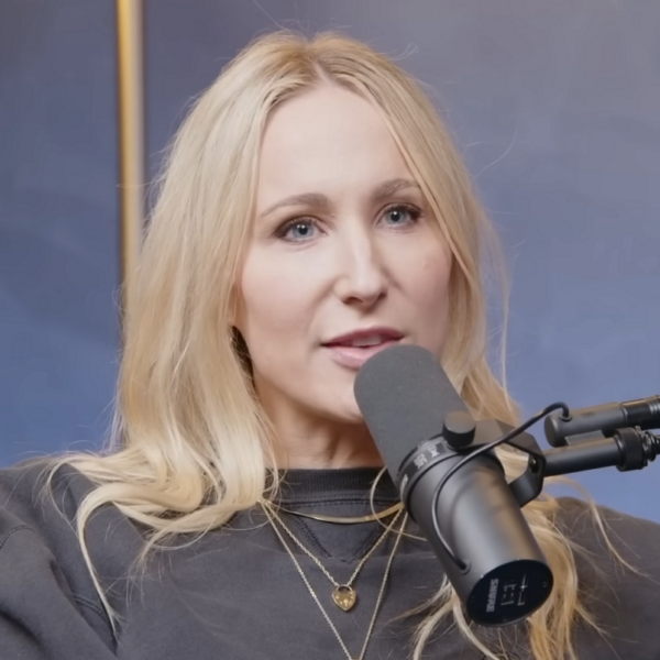 Nikki Glaser on Neal Brennan Uploaded James Tamim (cropped)