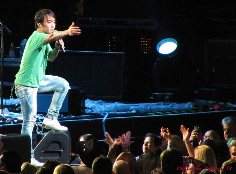 Arnel Pineda Journey Tampa concert