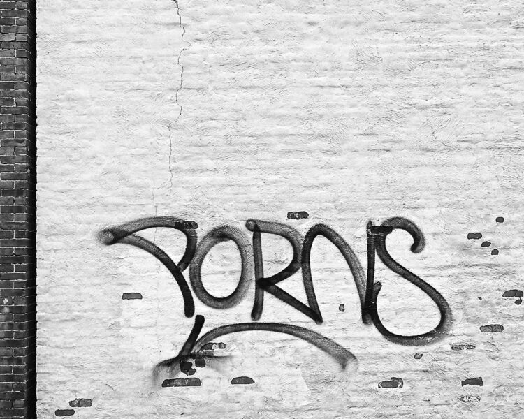 PORNS