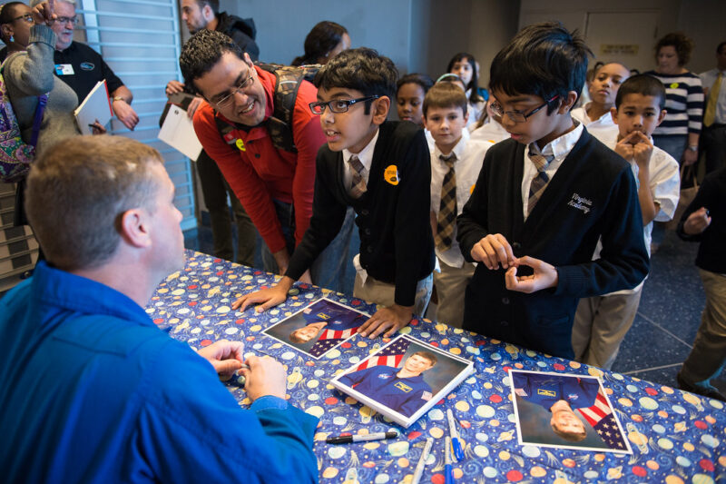 Astronaut Reid Wiseman's Visit to Maryland Science Center (201502110009HQ)