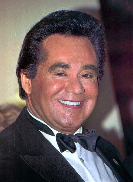 Wayne Newton performance in Washington D.C, famous entertainer