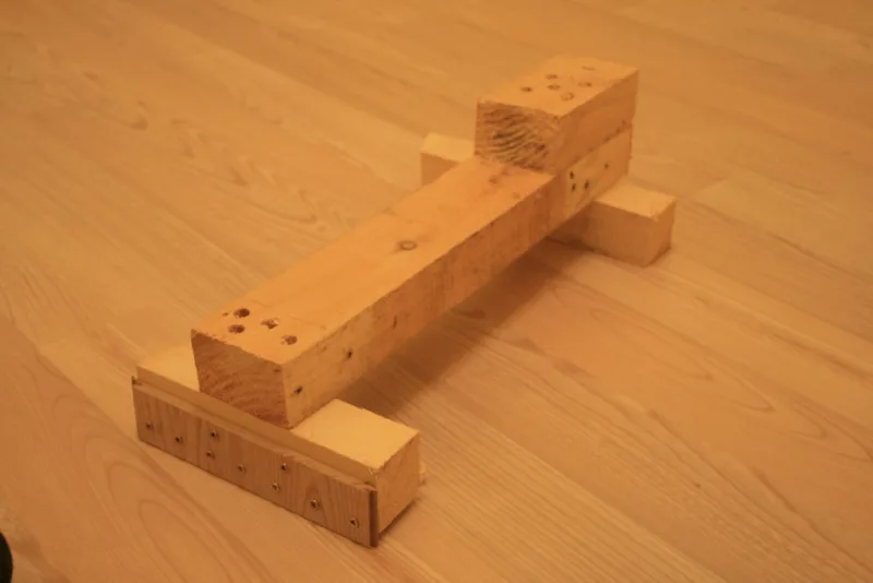 Laminate flooring tool