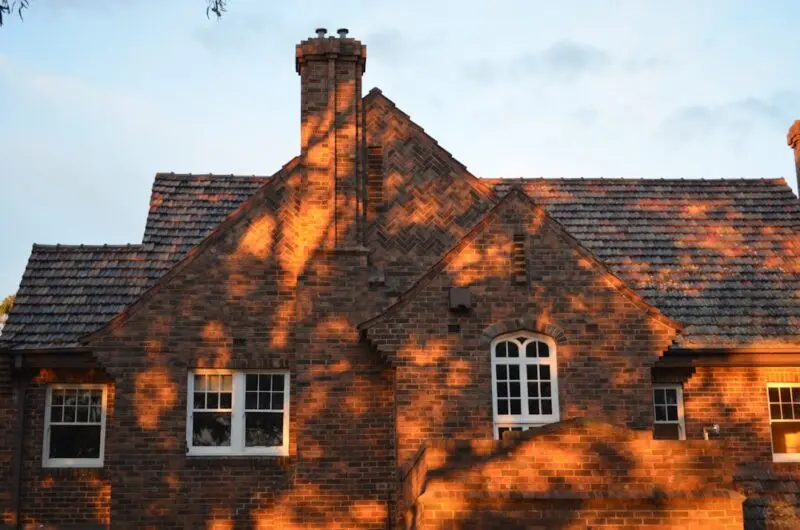 red brick house photo