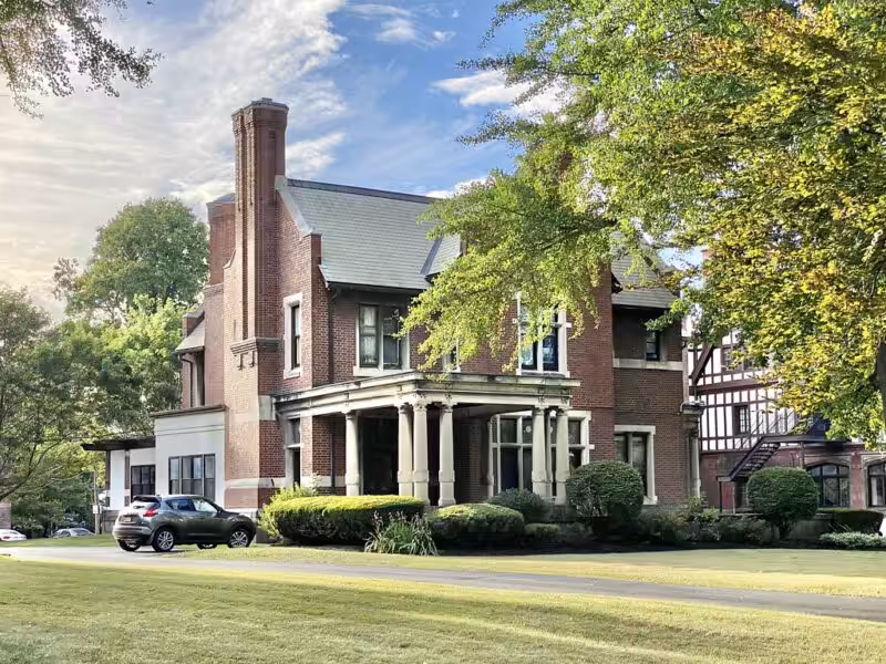 George B. Matthews House, Delaware Avenue, Bryant, Buffalo, NY