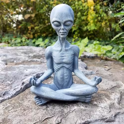 Alien Statue