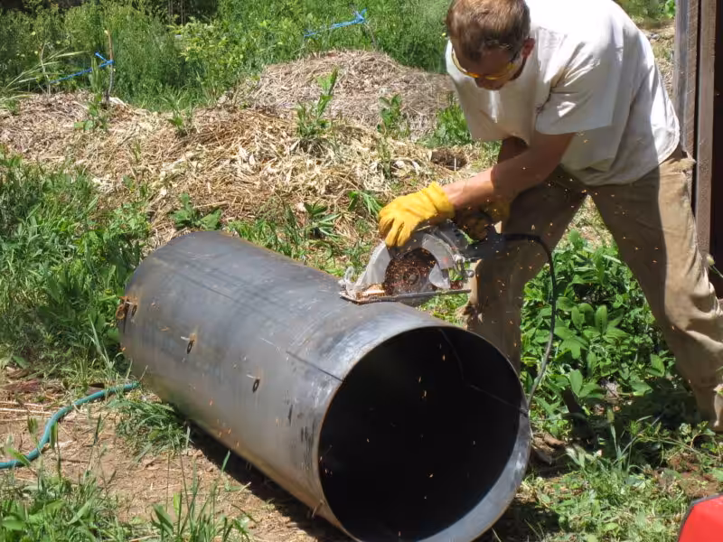 cutting the insulation tube