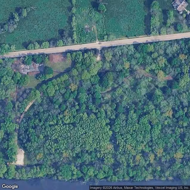 where is Farnsworth House located
