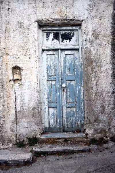 Wooden door to demonstrate door alignment