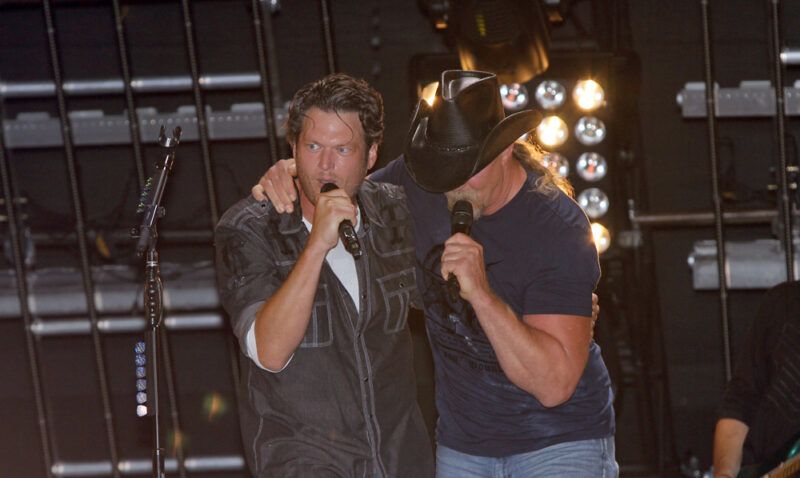 Blake Shelton with Trace Adkins - CMA Fest 2011- LPField - Nashville, Tennessee