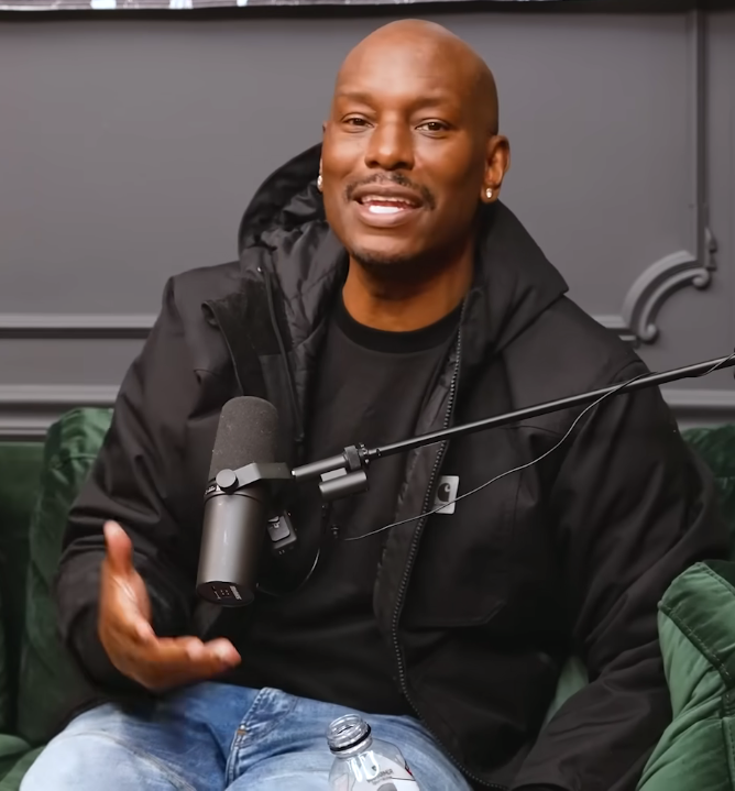 Tyrese Gibson (2M1sAU997YY)