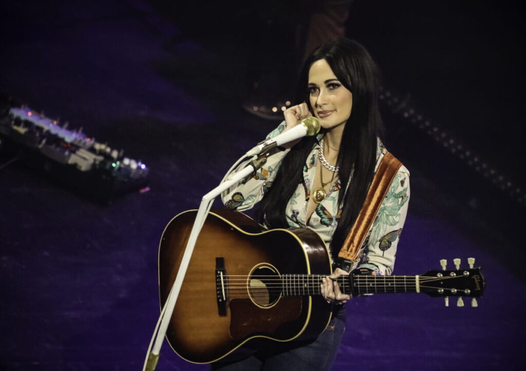 Kacey Musgraves - Palace Theatre St. Paul (46248441824)