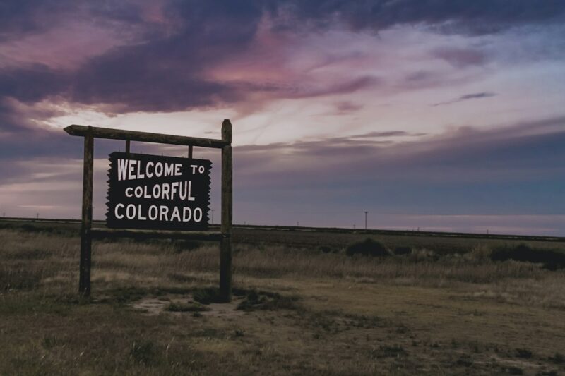 Colorado Sign on the Eastern state border with Kansas